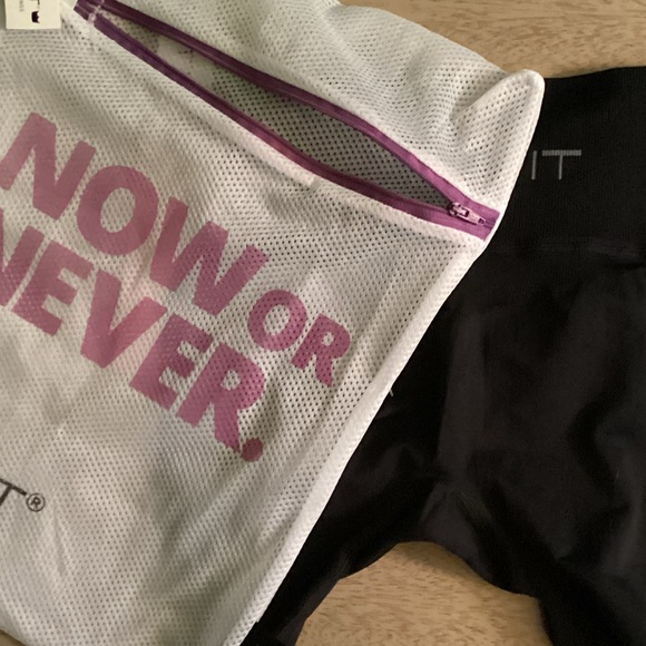 Shefit Seamless Black Leggings Size Small with Laundry Bag NWT - Picture 14 of 14